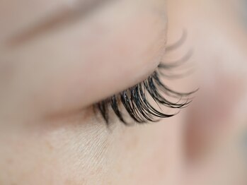 アーク(Arck)の写真/【大人気！！LEDエクステ】モチの良さが人気◎従来のグルーとの相性が悪かった方にもオススメです♪