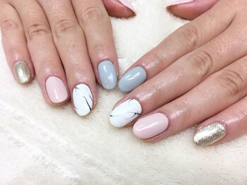 アイラッシュアンドネイル専門店 クラル(CURAR)/大理石風ネイル¥7980