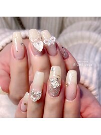 うるちゅるん♪白グラネイル