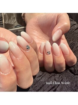 ネイルクルーノーヴル(nail Clou Noble)/シアーホワイト