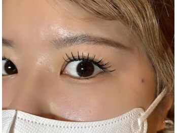 ダズリングビー(Dazzling B)/フラットマットラッシュ★140本