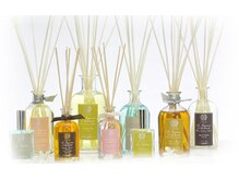 セントラヴィ 橋本店/サロンに入るとアロマの香り