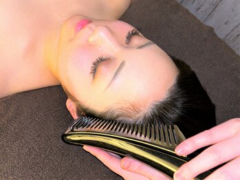 グレースフィオーレ 帯広店(gracefiore)の写真/頭蓋骨小顔矯正とヘッドスパで【頭の疲れ・眼精疲労】を"速攻スッキリ♪♪"頭をしっかり、もみほぐす★