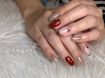 アンガット(angot.)/Xmasハートネイル