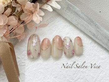 ヴィカ(Vica)/マグネットとホロで桜風ネイル♪