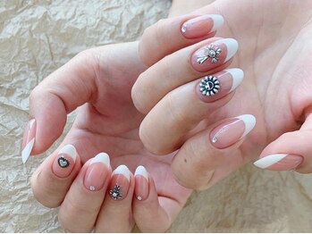 シーシーネイル 新宿店(CeCe Nail)の写真/ネイルが初めての方にも◎大人可愛い上品アートはお任せください☆妥協のない可愛いネイルをご提案★