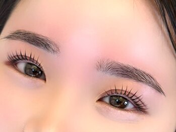 ニコ(NICO)の写真/【初めてでもお任せください☆】“なりたい目元”を叶えます!まつげパーマ×アイブロウのセットも人気◎