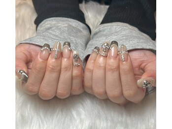 ラズワルド(Lazward)/キラキラ＊クロムネイル