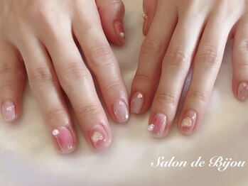 サロン ド ビジュー(Salon de Bijou)の写真/高い技術力×丁寧なカウンセリングで満足度◎洗練された品のある美しい指先へ導きます♪
