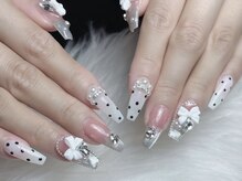 ジュリネイルスタジオ(Julli Nail Studio)/マグネット・キラキラネイル