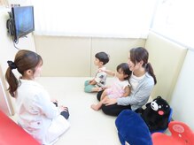 ほねつぎ長嶺鍼灸接骨院の雰囲気（【キッズスペース完備なので赤ちゃん、お子様連れでもOK♪】）