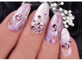 キラキラフラワーネイル