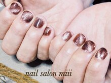 ミー(miii)/マグネットネイル
