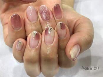 バランス 泉中央店(balance)/流行!アシンメトリーネイル♪