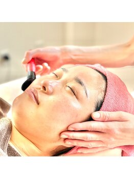 サロンドペオニー 川内店(salon de peony)/毛穴　小顔　フェイシャル