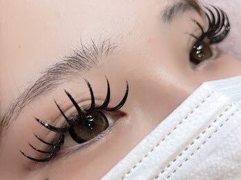 ジャパ(JAPA)の写真/ 印象的な華やかEYEへ ボリューム感のある仕上がりが人気◎