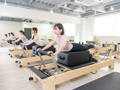 《女性専用マシンピラティス》FITPLACE ピラティス 松戸駅前店【7月末OPEN(予定)】の写真