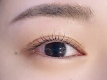 シモンズヘアー(SHIMONS HAIR)の雰囲気(まつ毛パーマとハリウッドブロウリフトの同時施術です*)