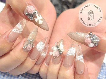 ネイルズガッシュ 蒲田東口店(NAILsGUSH)/クロムネイル/ロング/レース