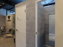 トリニティ(TRYNITY)の雰囲気（更衣室も、2部屋あるのでペアでお越しいただいた場合でも安心！）