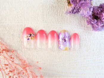 ネイルズガッシュ 蒲田東口店(NAILsGUSH)/*キラキラフラワー*