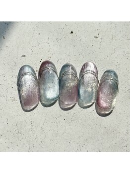 ネイルアンドまつげ リュフェール 五反田(Nail Lufaire)/ブルー×パープルマグネット