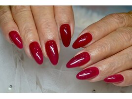 つるんと大人な指先へ