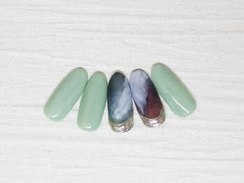 ティーエヌ 名古屋矢場町店/トレンドネイル¥5980