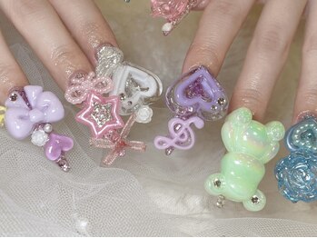 エスフィーネイルサロン ブリーユ(Esfy nailsalon Brille)の写真/何度でも店内パーツ全て付放題プラン登場★ゴテゴテ盛りもOK!年間2000円で気にせずパーツを付けちゃおう♪
