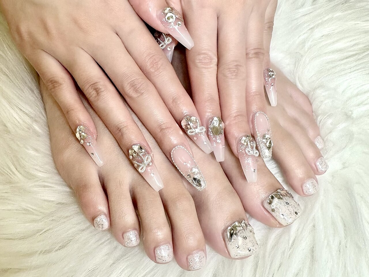 ムーン(MOON)｜ホットペッパービューティー