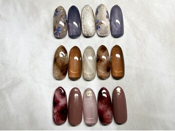 エヌプラス(n+)の写真/迷ったらこれ♪大人上品な定額ネイルが人気◎デザイン相談しながらお選びいただけます！新作も増えてます♪