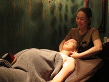 天使のたまご 新宿院/リクライニングで仰向けも配慮