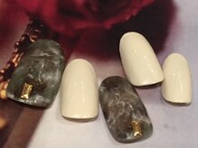 ネスト(Nest)/カーキニュアンス（￥５４７０）