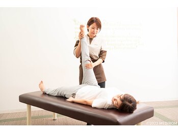 リラク ららぽーと立川立飛店(Re.Ra.Ku)/【施術1】ストレッチ