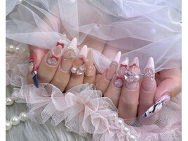 痛ネイル　推しネイル　フレンチ