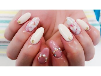 ネイル サロンティーラ(Tilla)/お持ち込みデザイン