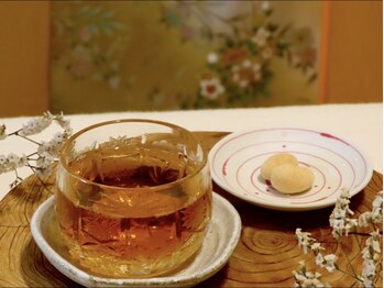 シルクレーション(circulation)/施術後はお茶菓子でひと息