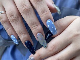 dots