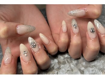 アイ アンド ネイル ロカヒ(Eye & nail LOKAHI)/シックネイル