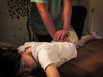 オーダーメイド整体とまと/整体×カイロで慢性の腰痛に