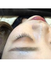 フリルアイビューティ 豊中店(Frill Eye Beauty)/