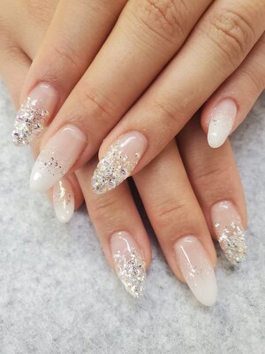 Belle Nail 