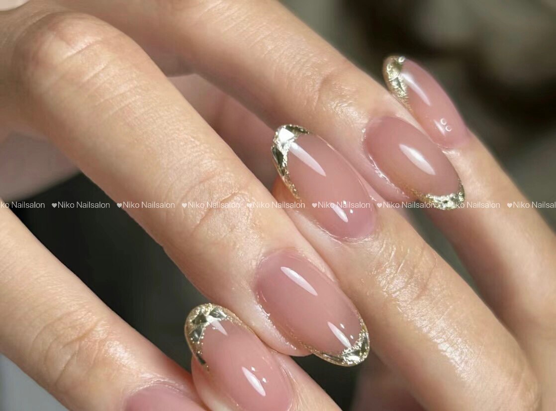 2026年冬トレンド】フレンチ ハンド 春のネイルデザイン集｜人気順｜5