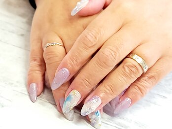 梅雨のニュアンスネイル