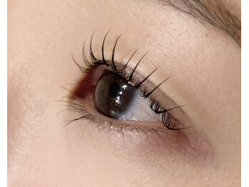 トレス(tres)/品と奥行きのあるデザイン