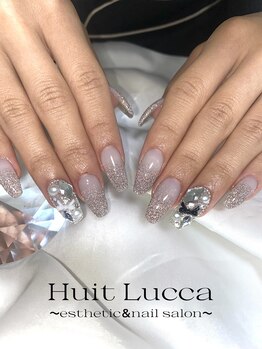 ユイット ルッカ(Huit Lucca)/定額ハンドネイル
