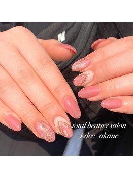 アイディー(i-dee)/綺麗めネイル