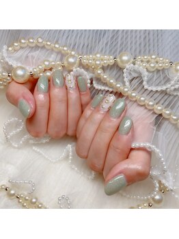 アイカ(Aika)/宝石ネイル