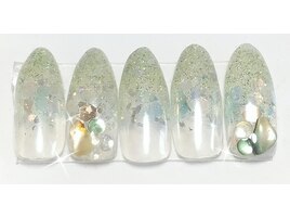 グリーンラメグラデ♪