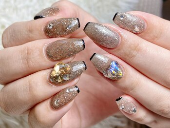 マハロネイル(Mahalo Nail)/１０本やり放題コース　¥11800～